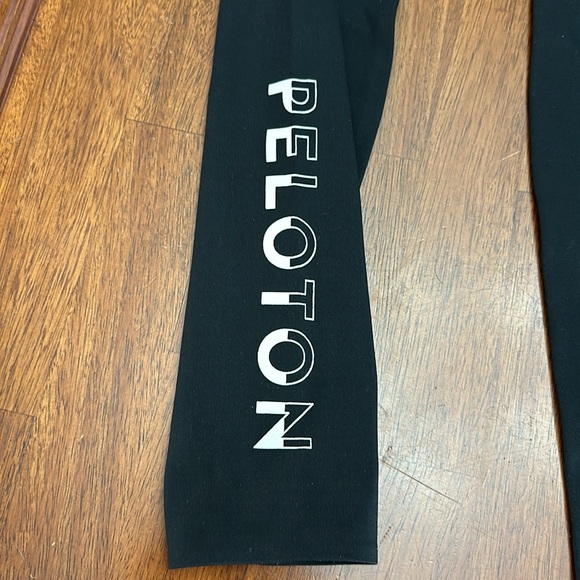Nike/Peloton Leggings - Picture 2 of 5